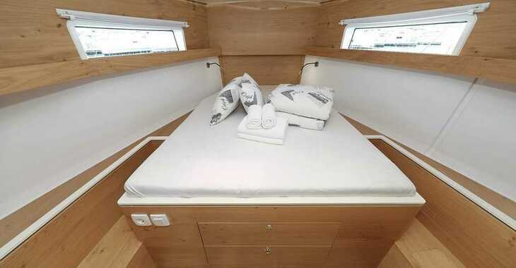 Rent a sailboat in Marina Kornati - Elan Impression 43 - 3 cabins, PRESTIGE