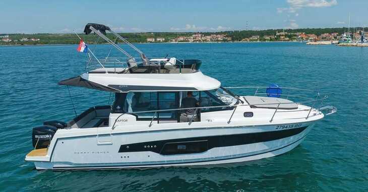 Rent a motorboat in Marina Kornati - Merry Fisher 1095 FLY