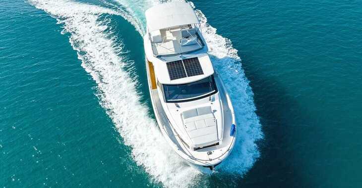 Rent a motorboat in Marina Kornati - Greenline 45 Fly