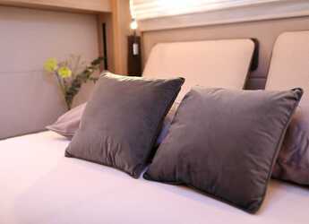 Rent a catamaran in Marina Sukosan (D-Marin Dalmacija) - Lagoon 51 - owner version