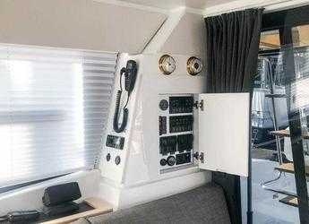 Alquilar catamarán a motor en Porto Montenegro - Fountaine Pajot MY 37