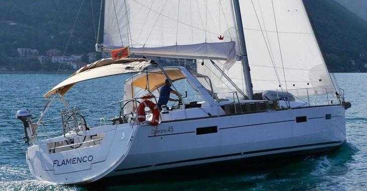 Chartern Sie segelboot in Porto Montenegro - Oceanis 45 (4 cabs)