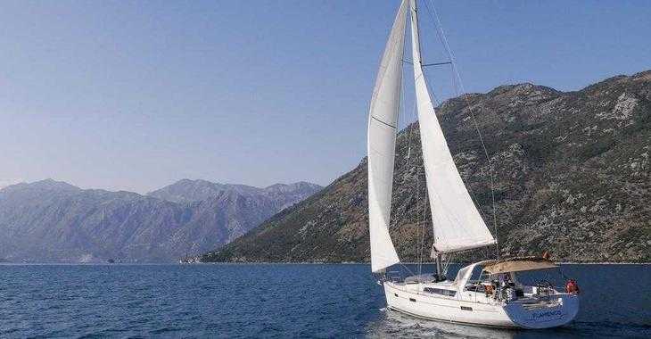 Chartern Sie segelboot in Porto Montenegro - Oceanis 45 (4 cabs)