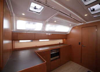 Noleggiare sailboat in Ece Marina - Bavaria Cruiser 46