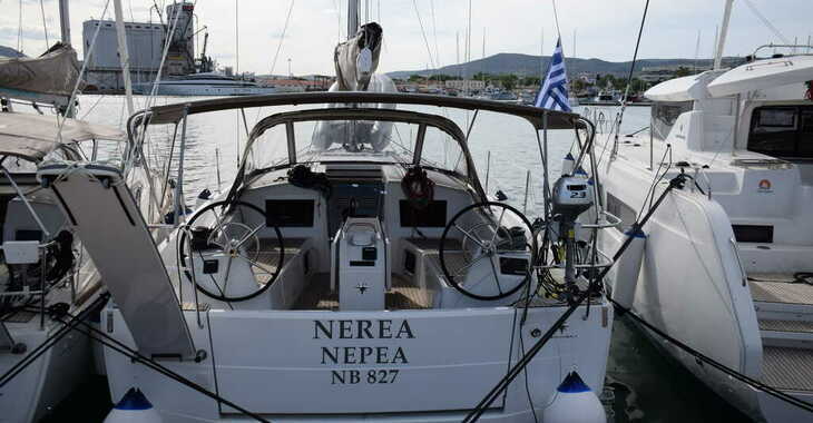 Alquilar velero en Loutraki Harbour - Sun Odyssey 410