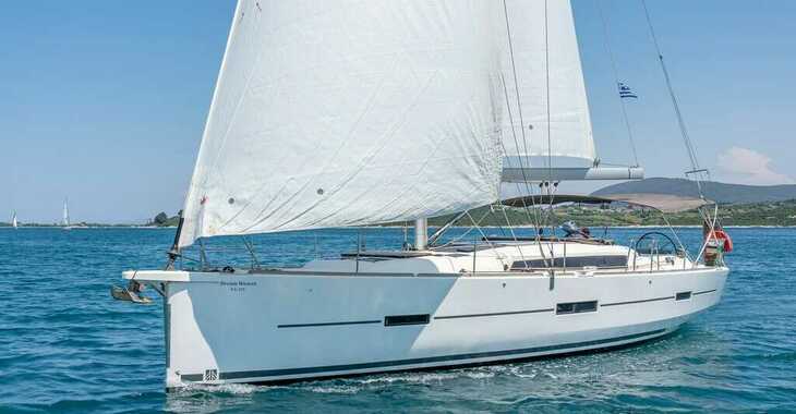 Rent a sailboat in Lefkas Marina - Dufour 460 Grand Large