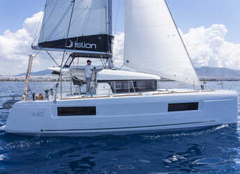 Rent a catamaran in Rhodes Marina - Lagoon 40
