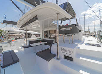 Rent a catamaran in Rhodes Marina - Lagoon 40