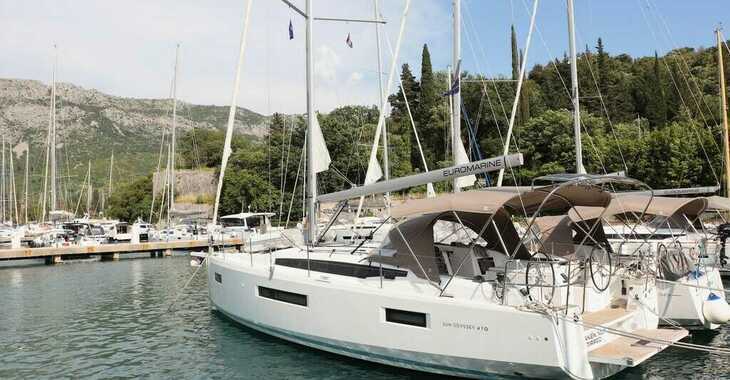 Rent a sailboat in ACI Marina Dubrovnik - Sun Odyssey 410