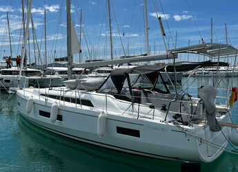 Rent a sailboat in Marina Sukosan (D-Marin Dalmacija) - Oceanis 40.1