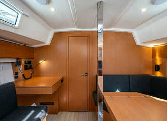 Rent a sailboat in Nidri Marine - Bavaria C42