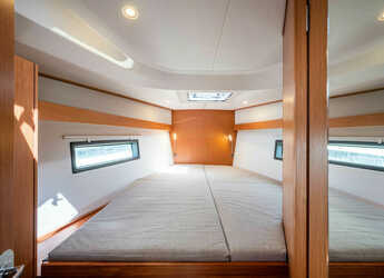 Rent a sailboat in Nidri Marine - Bavaria C42