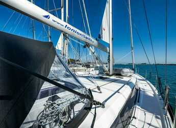 Rent a sailboat in Nidri Marine - Bavaria C42