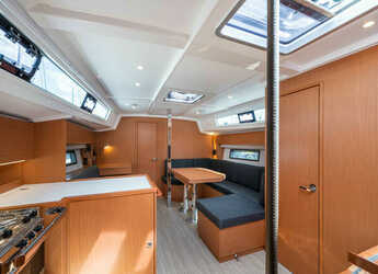 Rent a sailboat in Nidri Marine - Bavaria C42