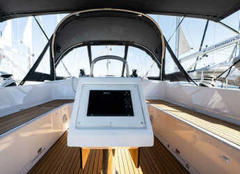 Rent a sailboat in Nidri Marine - Bavaria C42