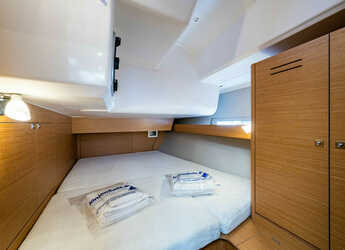 Rent a sailboat in Nidri Marine - Dufour 460 Grand Large