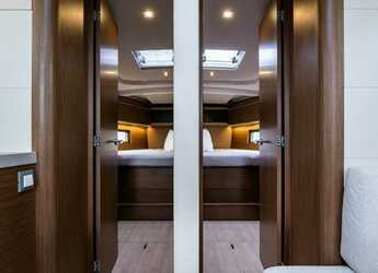 Rent a sailboat in Nidri Marine - Oceanis 46.1