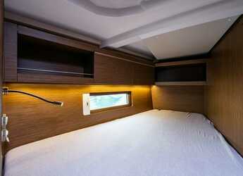 Rent a sailboat in Nidri Marine - Oceanis 46.1