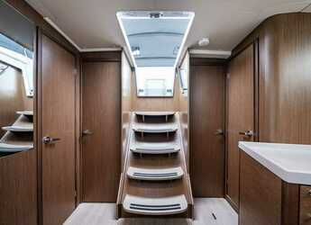 Rent a sailboat in Nidri Marine - Oceanis 46.1