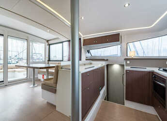 Alquilar catamarán en Nidri Marine - Bali 4.3