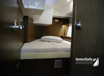 Rent a sailboat in Nidri Marine - Bavaria C57