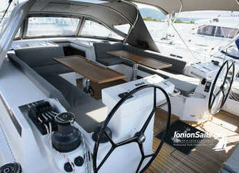 Rent a sailboat in Nidri Marine - Bavaria C57