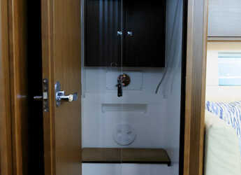 Rent a sailboat in Nidri Marine - Bavaria C57