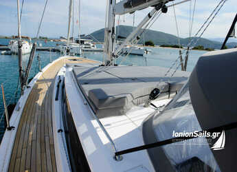 Rent a sailboat in Nidri Marine - Bavaria C57