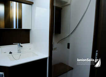 Rent a sailboat in Nidri Marine - Bavaria C57