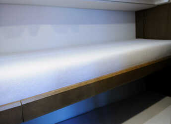 Rent a sailboat in Nidri Marine - Bavaria C57