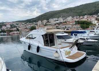 Noleggiare motorboat in Marina Tankerkomerc - Sessa Dorado 32/36