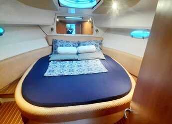 Noleggiare motorboat in Marina Tankerkomerc - Sessa Dorado 32/36