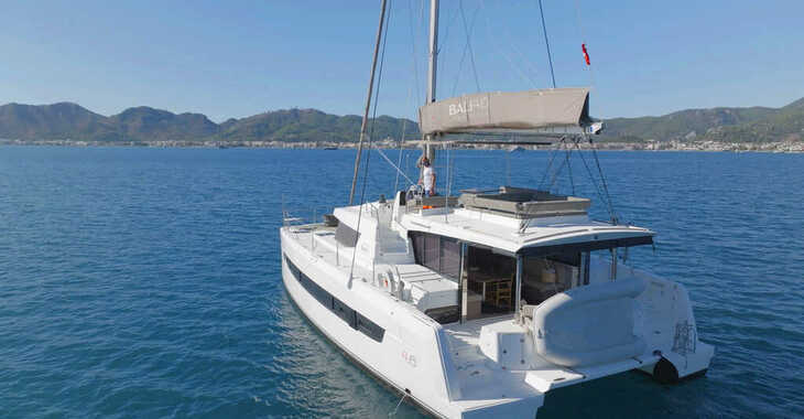 Rent a catamaran in Albatros Marina - Bali 4.6