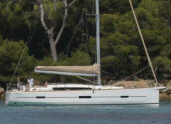 Rent a sailboat in Lefkas Marina - Dufour 460 GL - 3 cab.
