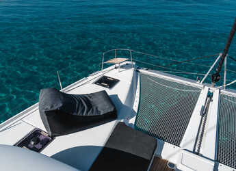 Alquilar catamarán en Marina Zeas - Lagoon 46 