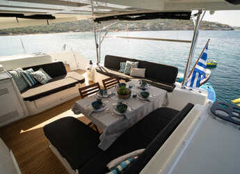 Alquilar catamarán en Marina Zeas - Lagoon 46 