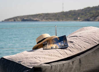 Alquilar catamarán en Marina Zeas - Lagoon 46 