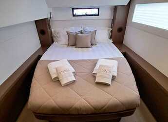 Alquilar catamarán en Marina Zeas - Lagoon 46 