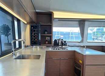 Alquilar catamarán en Marina Zeas - Lagoon 46 