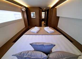Alquilar catamarán en Marina Zeas - Lagoon 46 