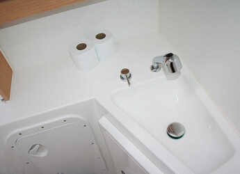 Alquilar catamarán en ACI Marina Dubrovnik - Lagoon 42 - 4 + 2 cab.