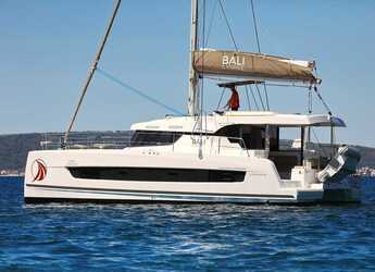 Alquilar catamarán en Marina Kastela - Bali Catspace