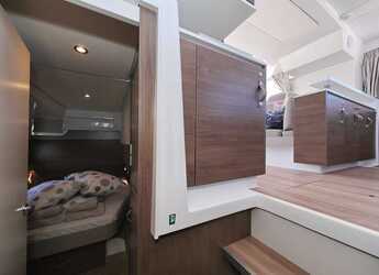 Alquilar catamarán en Marina Kastela - Bali Catspace
