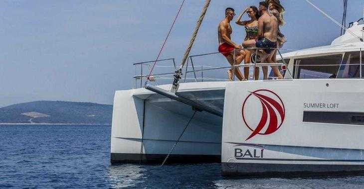 Rent a catamaran in Marina Kornati - Bali 4.3 - 4 + 2 cab.