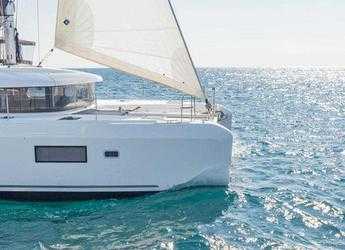 Chartern Sie katamaran in Mykonos Marina - Lagoon 42 A/C & GEN.