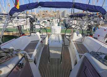 Rent a sailboat in Real Club Náutico de Palma - Sun Odyssey 419 - 3 cab.