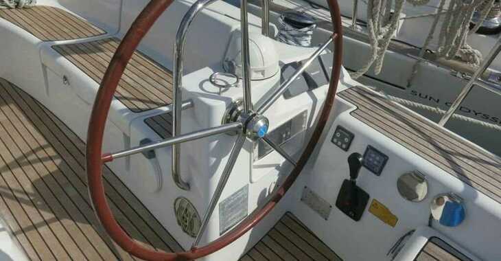 Chartern Sie segelboot in Contra Muelle Mollet - Sun Odyssey 44i