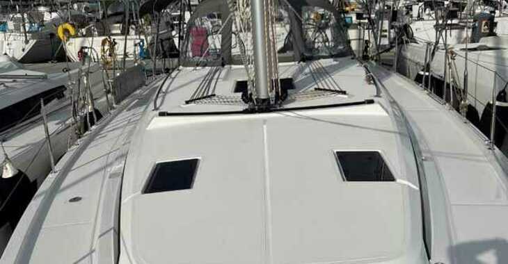 Rent a sailboat in Port Gocëk Marina - Bavaria C42