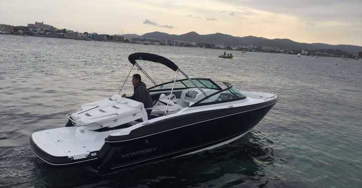 Chartern Sie motorboot in Marina Ibiza - Monterey 244 FS
