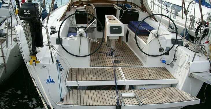 Rent a sailboat in Contra Muelle Mollet - Dufour 350 GL